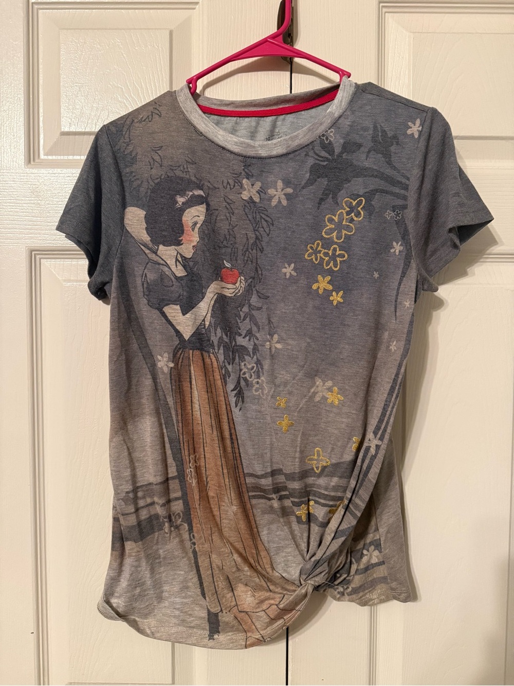 Gray Snow White Graphic Tee - Women's Knot-Front Top